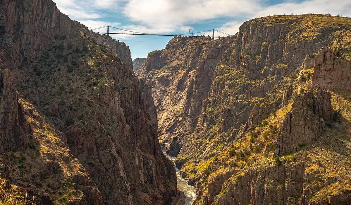 Bighorn helicopter tour over the Royal Gorge